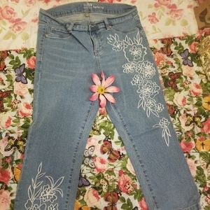 NEW YORK & COMPANY..